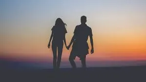 Hombre y mujer los creó – Lukas Bergengruen